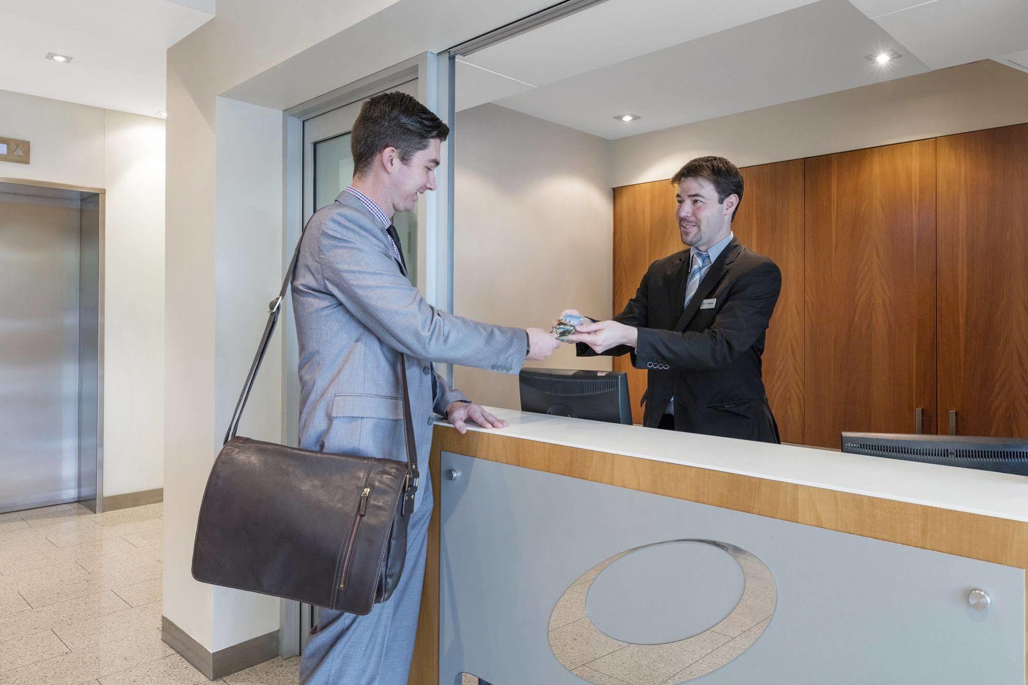 Oaks Glenelg Liberty Suites แอดิเลด ภายนอก รูปภาพ